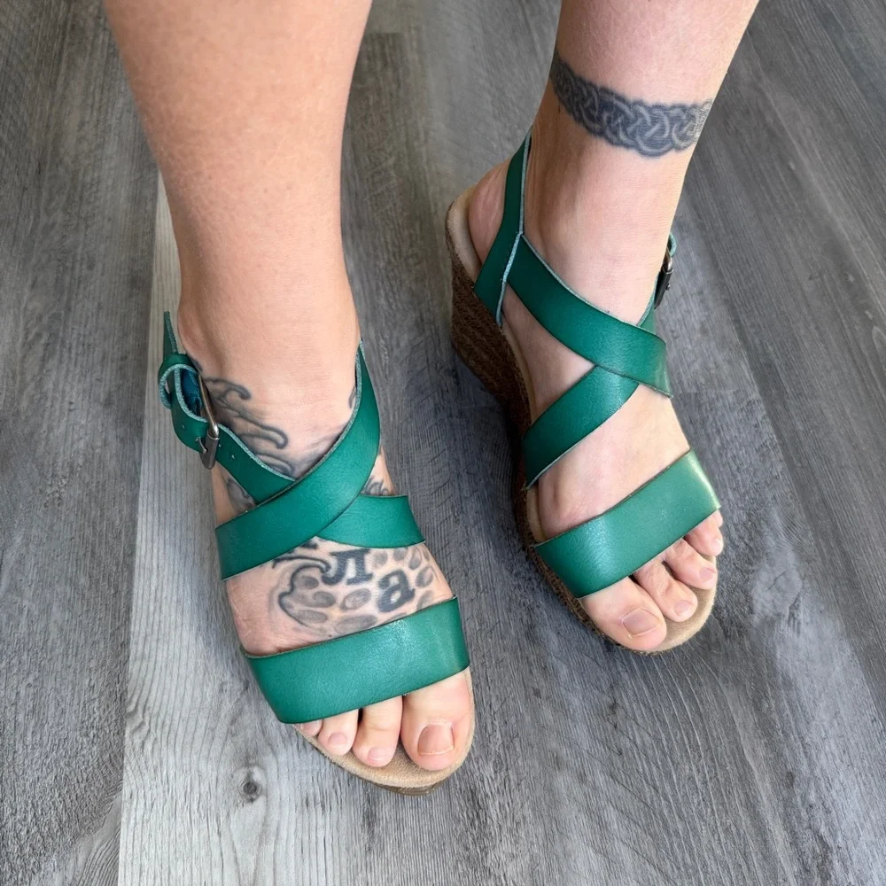 Daytrip Wedge Heel Sandals Women’s 9 Green Jute Used Worn